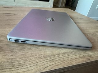 Portátil HP Plata