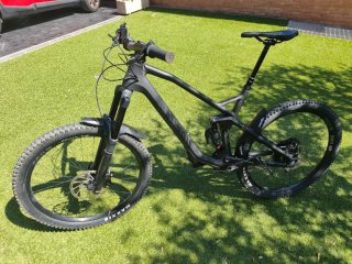 Bici enduro Canyon Strive CF 7