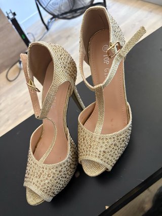 Sandalias Top Girl Doradas Talla 39