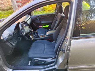 Mercedes-Benz Clase C 2004