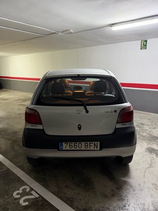 Toyota Yaris 2001