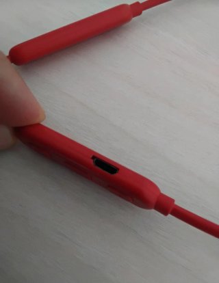 Auricolari Newmine Rossi