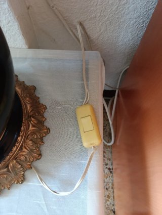 Lámpara Vintage Cerámica y Metal no sé hacen envío