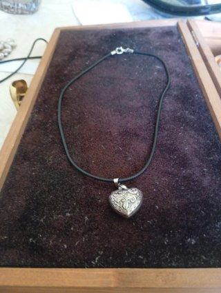 Collana girocollo con perle e cristalli