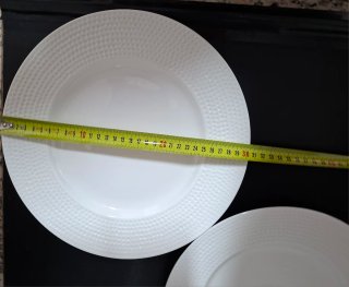 4 Fuentes de Porcelana (2 redondas, 2 oval)
