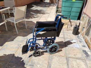 Silla de ruedas de tránsito o transporte