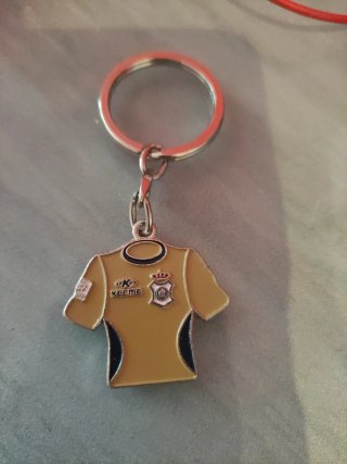 Portachiavi con design di maglie di squadre di calcio di prima divisione