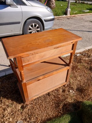Mueble provenzal de madera