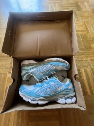 Asics Gel-NYC Talla 42 Azul y blanco