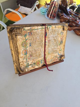 Manualidad de libro antiguo ,decorativo