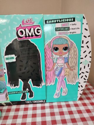 Muñeca LOL Surprise OMG Candylicious