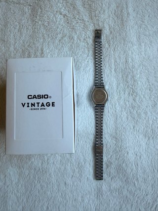 Reloj Casio Vintage Mujer - Plata