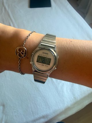 Reloj Casio Vintage Mujer - Plata