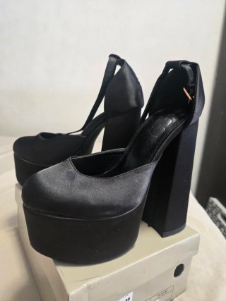 Zapatos de tacón negros 36