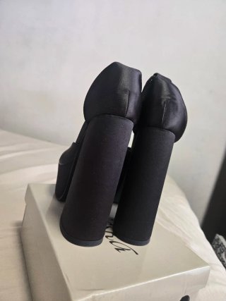 Zapatos de tacón negros 36