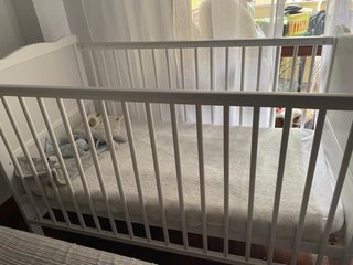 Culla bianca per neonato