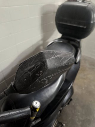 Moto Scooter SYM Negra