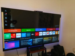 LG 75 TV 2025 Casi Nueva con Caja