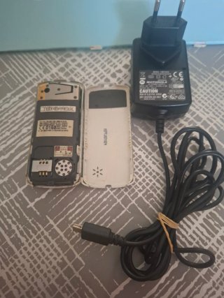 Teléfono Móvil Motorola C350 Plata