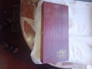 Juego de mesa educativo con palos y bolas