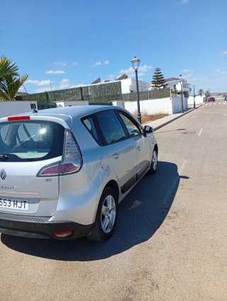 Renault Scenic 2012