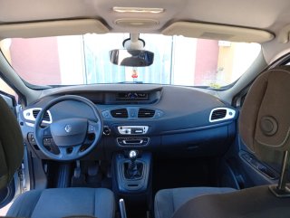 Renault Scenic 2012