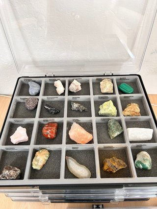 Collezione Completa di Minerali e Rocce