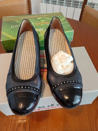 Zapatos planos Cutillas Talla 39 Negros