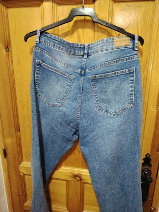 Pantalón flare Bershka Talla 44