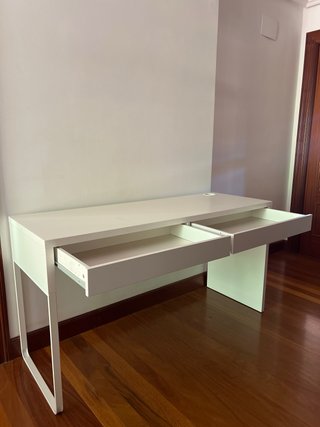 Escritorio IKEA Blanco 142x50cm 2 Cajones