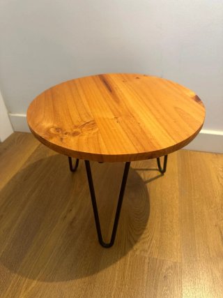 Taburete madera artesanal patas metal
