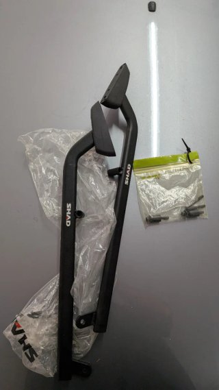 Herrajes Top Case Shad BMW R1200R E27