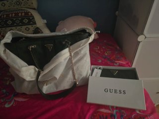 Bolso y monedero Guess negro