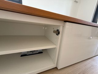 Mueble TV Besta Ikea tope de madera