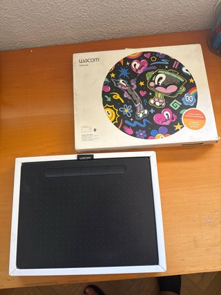 Tablet Gráfica Wacom Intuos Bluetooth Medium nueva
