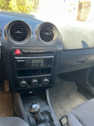 SEAT Ibiza 2004
