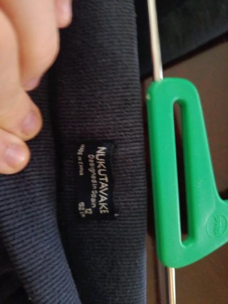 Pantalón corto NUKUTAVAKE negro