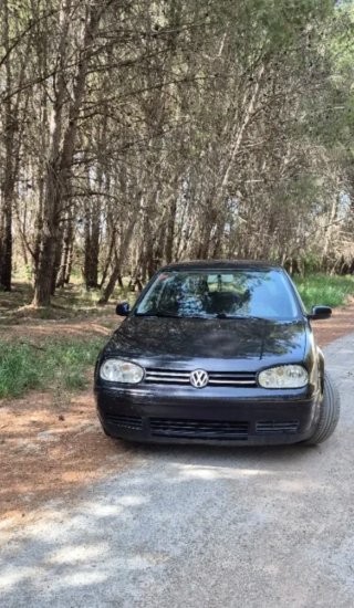 Volkswagen Golf 2000