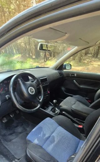 Volkswagen Golf 2000