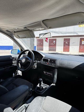 Volkswagen Golf 2001