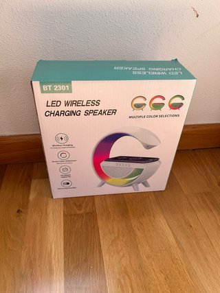 Altavoz LED GGG BT 2301 Carga Inalámbrica