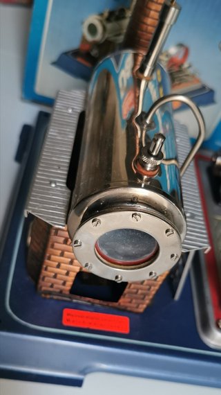 WILESCO Antigua Máquina Vapor funcionando, en caja