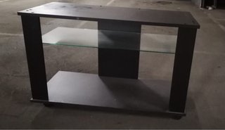 Mesa TV moderna con estantes