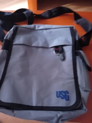 Bolso bandolera USG gris