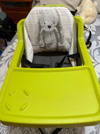 Trona portátil para bebé con diseño de conejo