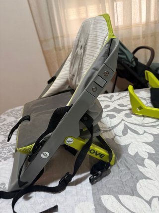 Trona portátil para bebé con diseño de conejo