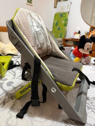 Trona portátil para bebé con diseño de conejo