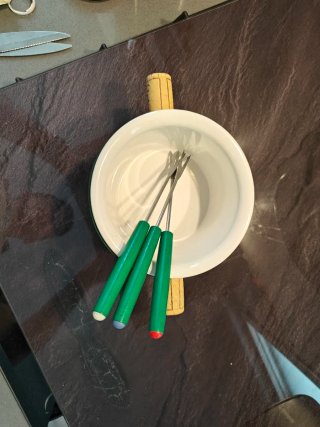 Set Fondue Verde con Tenedores