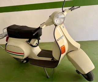 Vespa PK75 1988 Beige Impecable