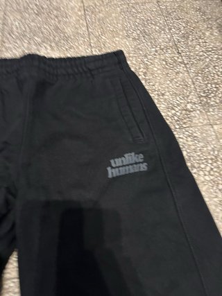 Pantaloni tuta UNLIKE HUMANS neri